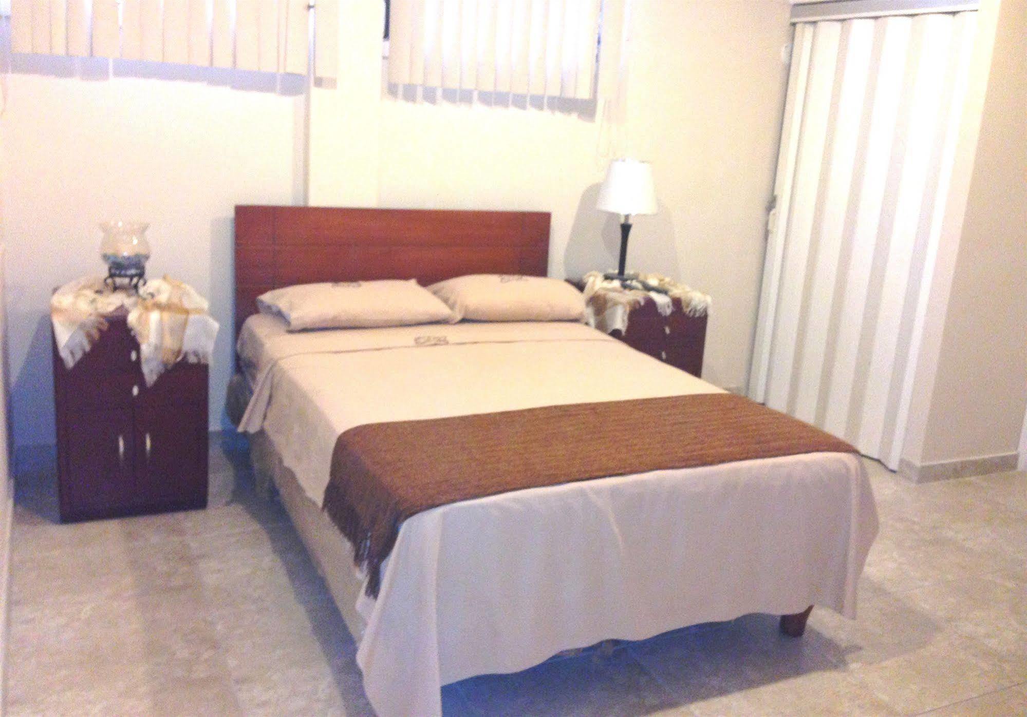 El Patio Suites II Guayaquil Dış mekan fotoğraf